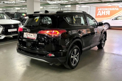 Toyota Rav-4