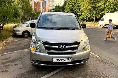 Hyundai Grand Starex