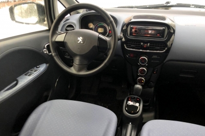 Peugeot iOn
