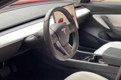 Tesla Model 3 Long Range