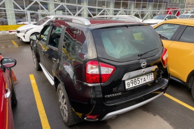 Nissan Terrano III (D10)