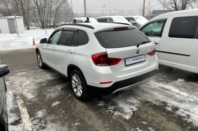 BMW X1 20i I (E84)