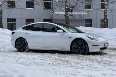Tesla Model 3 Long Range