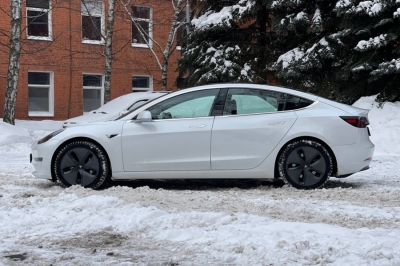 Tesla Model 3 Long Range
