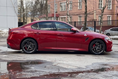 Alfa Romeo Giulia Quadrifoglio 