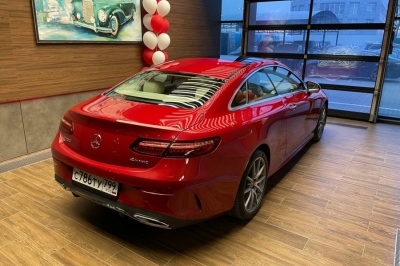 Mercedes-Benz E-Класс 200 V