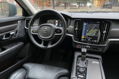 Volvo V90 Cross Country