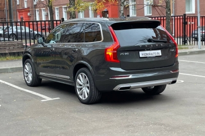 Volvo XC90