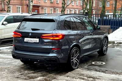 BMW X5 M50d