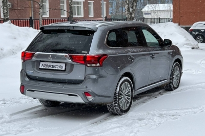 Mitsubishi Outlander PHEV