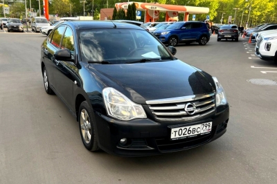 Nissan Almera