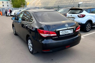 Nissan Almera