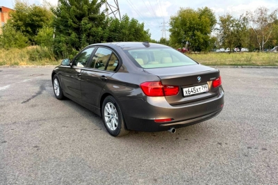 BMW 3 серии 320i