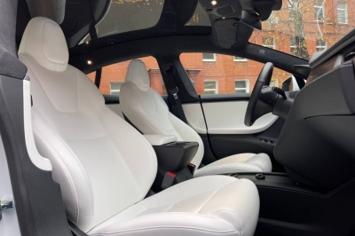 Tesla Model S Performance