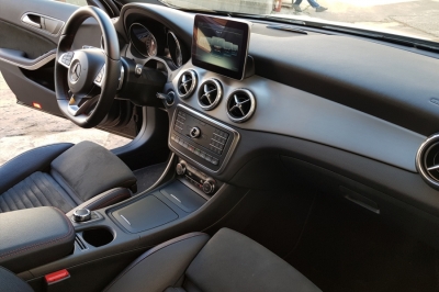 Mercedes-Benz GLA 250