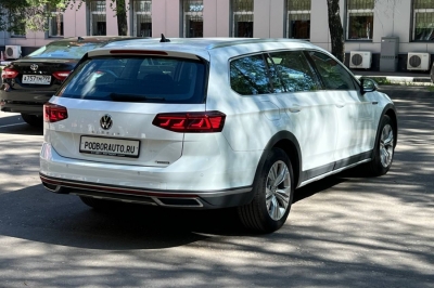 VW Passat Alltrack