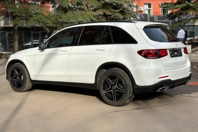 Mercedes-Benz GLC220