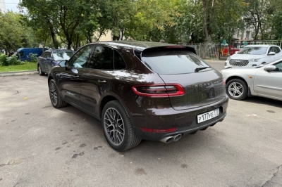 Porsche Macan S