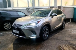 Lexus nx200