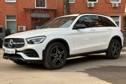 Mercedes-Benz GLC220
